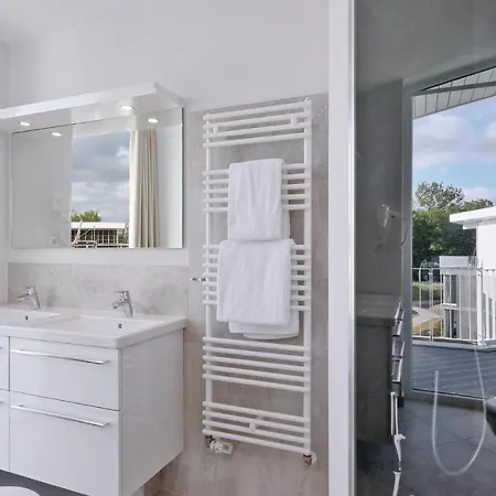 Duenenvilla 15, Whg 9 *